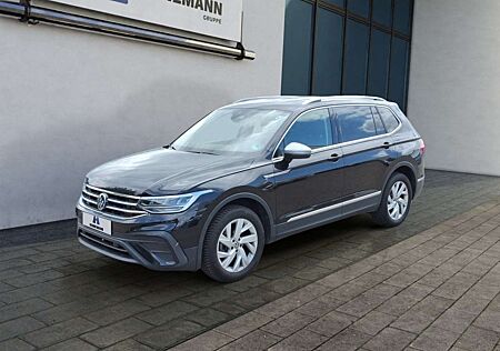 VW Tiguan Allspace Volkswagen 1.5 TSI DSG Life 7-Sitzer AHK