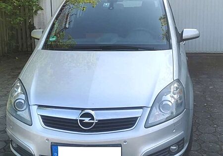 Opel Zafira 1.9 CDTI Automatik Edition