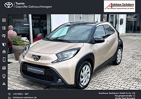 Toyota Aygo (X) 1,0 l 5-tg. Pulse - Rückfahrkamera