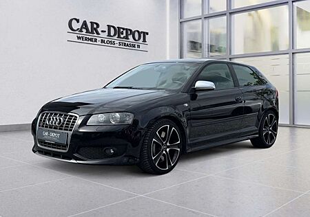 Audi S3 2.0 TFSI quattro*NAVI*PDC*SHZ*LEDER*BOSE*BT*