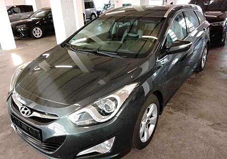 Hyundai i40 cw FIFA World Cup Edition Alu PDC