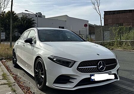Mercedes-Benz A 220 7G-DCT AMG Line, Burmester, Night, Multibeam