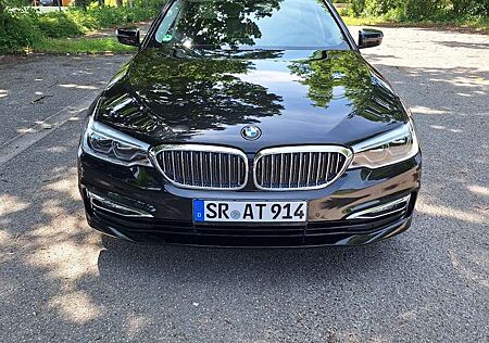 BMW 530i 530 Touring Aut. Luxury Line