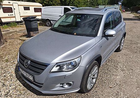 VW Tiguan Volkswagen Sport 2.0