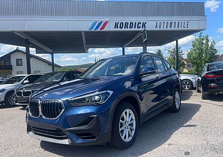BMW X1 xDrive 20iA "ADV"/LED/PANO-ESD/CAM/SHZ