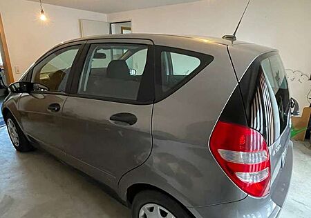 Mercedes-Benz A 170 Autotronic Classic Edition 10