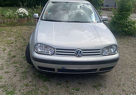 VW Golf Volkswagen 1.6 Aktion