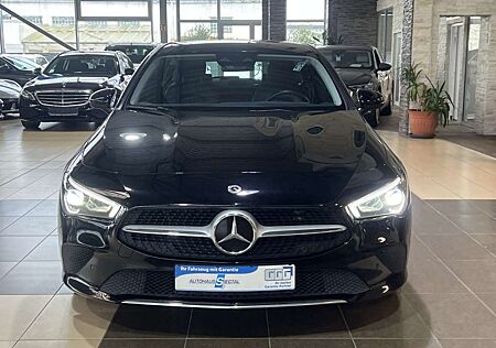 Mercedes-Benz CLA 220 4M*Leder*AHK*LED*Distr.+