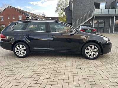 Volkswagen Golf Variant 1.6 TDI DPF DSG Trendline Automatik Anhängerkupplu