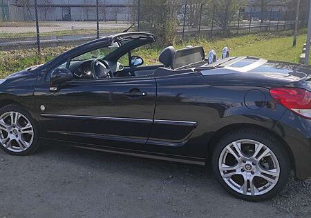 Peugeot 207 CC 120 VTi Roland Garros