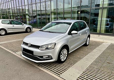 VW Polo Volkswagen 1.0 (Blue Motion Technology)Comfortline