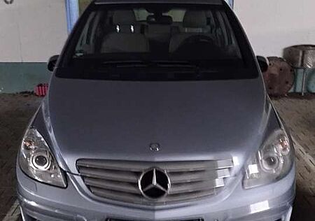 Mercedes-Benz B 200 Turbo Autotronic