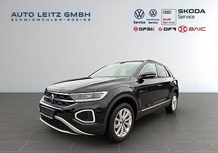 VW T-Roc Volkswagen 1.5 TSI DSG Style AHK ACC Navi LED VC LM17