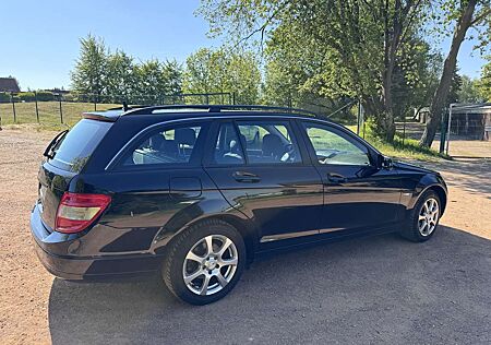 Mercedes-Benz C 200 T CDI DPF BlueEFFICIENCY Avantgarde