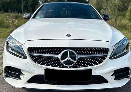 Mercedes-Benz C 300 Coupe 4Matic 9G-TRONIC AMG Line