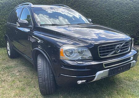 Volvo XC 90 XC90 XC90 Diesel D5 AWD Geartronic Momentum