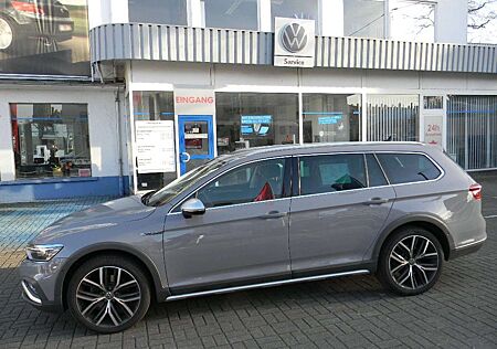 VW Passat Alltrack Volkswagen 4M. 2,0 TDI 7 GANG DSG AHK, IQ
