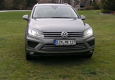 VW Touareg Volkswagen Diesel 3.0 V6 TDI SCR Blue Motion DPF