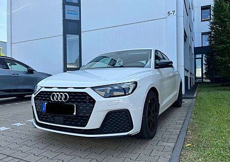 Audi A1 30 TFSI Sportback S tronicadvanced