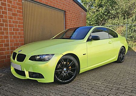 BMW 320 BMW E92 320i 170 PS | Automatik | M-Sport-Optik |