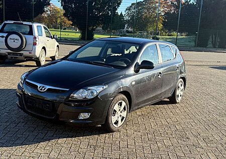 Hyundai i30 gebraucht kaufen Hyundai i30 Comfort*AUTOMATIK*KLIMA***