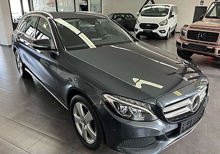 Mercedes-Benz C 180 T-Modell Navi/LED/Kamera/Distronic/Exclusi