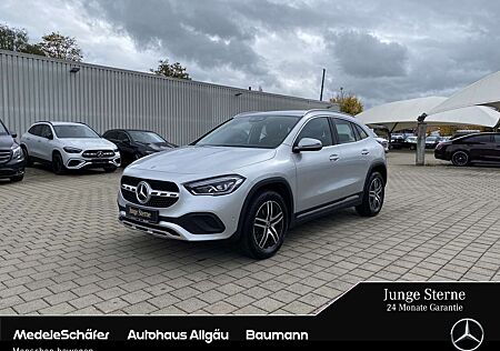 Mercedes-Benz GLA 180 Progressive Kamera LED Fernlicht-Assi Navi