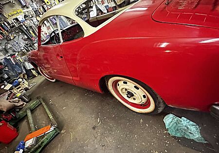 Volkswagen Karmann Ghia Coupé Teilrestauriert