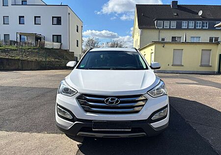 Hyundai Santa Fe 2.0 CRDI 2WD Premium bitte im T 01788657954 danke