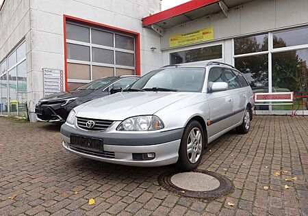 Toyota Avensis 1.8 Linea Sol