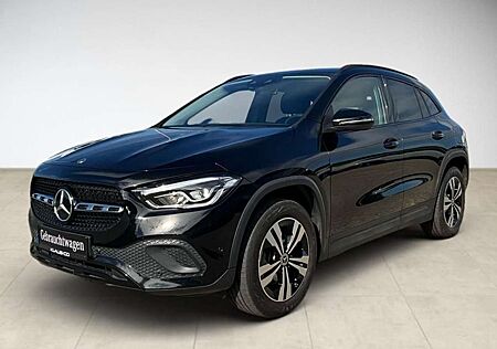 Mercedes-Benz GLA 200 d 4MATIC Night PDC SHZ LED SpurH LM AUT