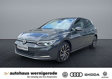 VW Golf Volkswagen VIII 2.0TDI DSG Active Matrix/Pano/Sthz