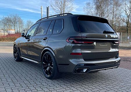 BMW X7 xDrive40d *MSportPaketPro*22Zoll*Iconic*Vollausst.