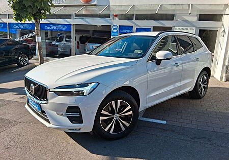 Volvo XC 60 XC60 Momentum Pro AWD /Vollleder/I Hand/LED Sw/