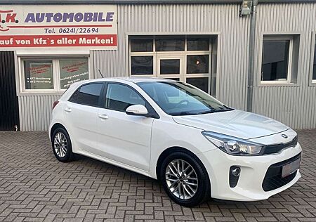 Kia Rio Dream Team 1.Hand+125TKM+Kamera+Navi+CarPlay