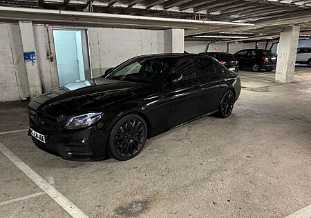 Mercedes-Benz E 300 AMG Line