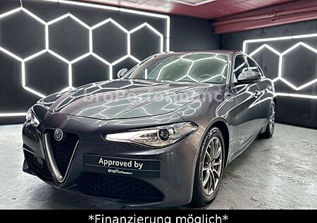 Alfa Romeo Giulia Super 2.0 Turbo
