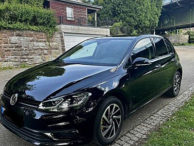 Volkswagen Golf 1.6 TDI Join