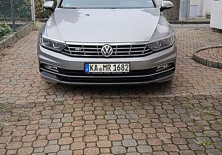 VW Passat Variant Volkswagen 2.0 TDI SCR (BlueMotion Technology) Highline