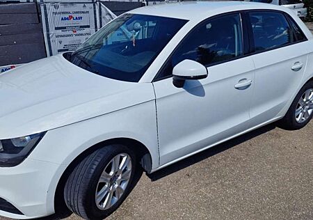 Audi A1 1.4 TFSI Sportback S tronic Ambition