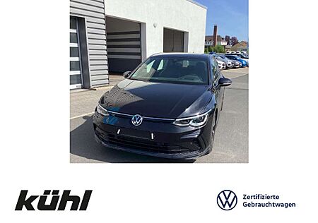 VW Golf Volkswagen VIII 1.5 eTSI DSG R-Line Navi,HUD,LM18,LED