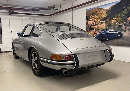 Porsche 911 2.0 Coupe 1966 - Vollrestauration