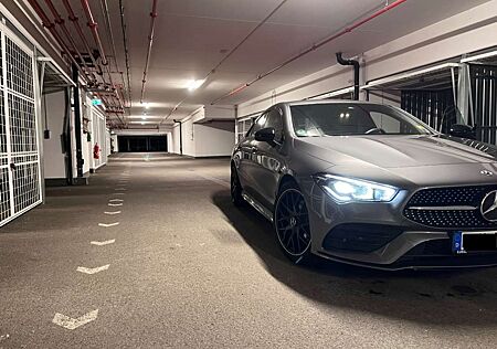 Mercedes-Benz CLA 180 CLA Coupe AMG Line