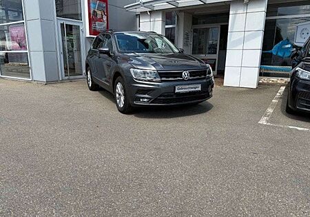 VW Tiguan Volkswagen Comfortline 1.5 TSI BMT 150 PS 6-Gang