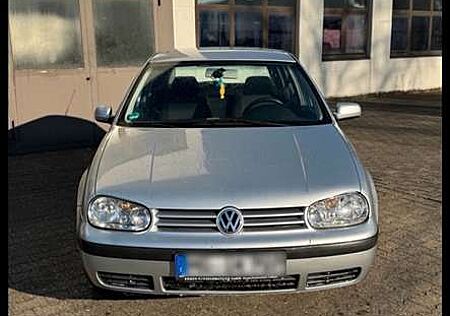 VW Golf Volkswagen 1.9 TDI Edition