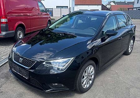 Seat Leon 2.0 TDI ST Style 8Fach,Navi,Temp,Sitzh,LED