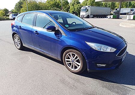Ford Focus 1.6 Ti-VCT Automatik Saugrohreinspritzung