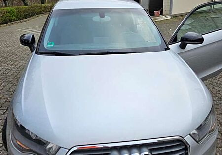 Audi A1 1.4 TFSI S line Sportpaket