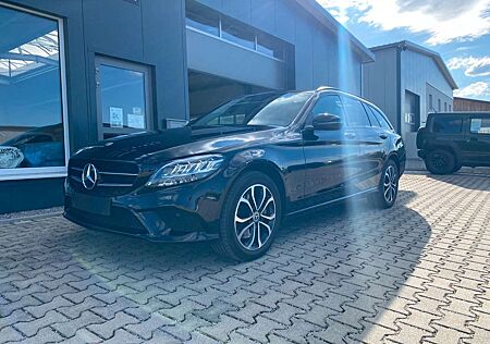 Mercedes-Benz C 300 l T d 4Matic AVANTGARDE Night-PAKET