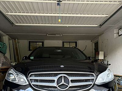 Mercedes-Benz E 220 E 220 CDI BlueEfficiency (212.202)